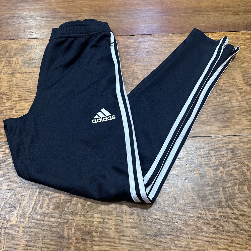 Adidas women’s running pants sz small zip on legs‎